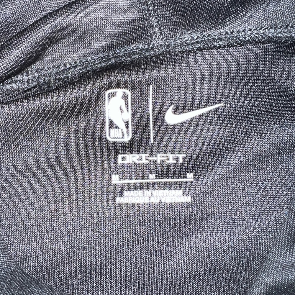 Nets Nike Black Spotlight Practice Performance Pullover Hoodie - Picture 4 of 5